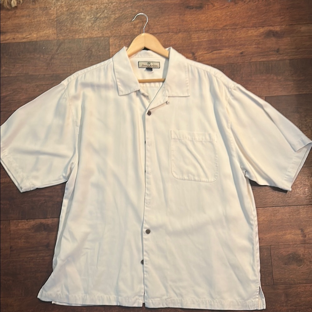 Tommy Bahama Cream Casual Button Down Shirt Relaxed Fit
